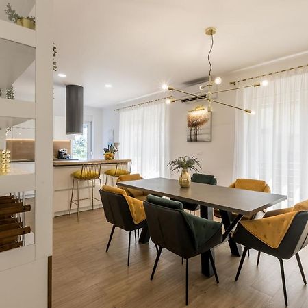 Apartment & Room Ileana Σπλιτ Εξωτερικό φωτογραφία