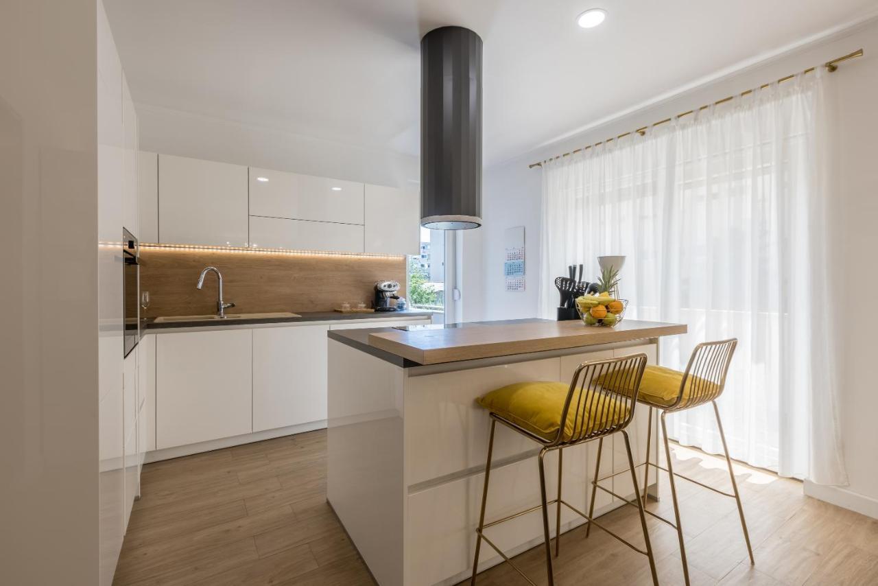 Apartment & Room Ileana Σπλιτ Εξωτερικό φωτογραφία