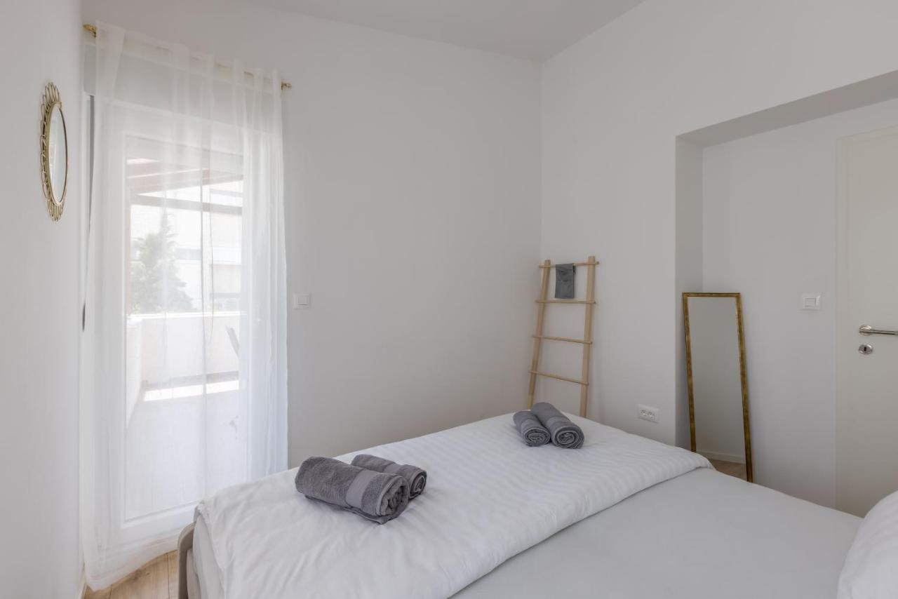 Apartment & Room Ileana Σπλιτ Εξωτερικό φωτογραφία