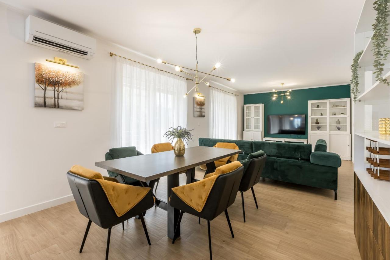 Apartment & Room Ileana Σπλιτ Εξωτερικό φωτογραφία